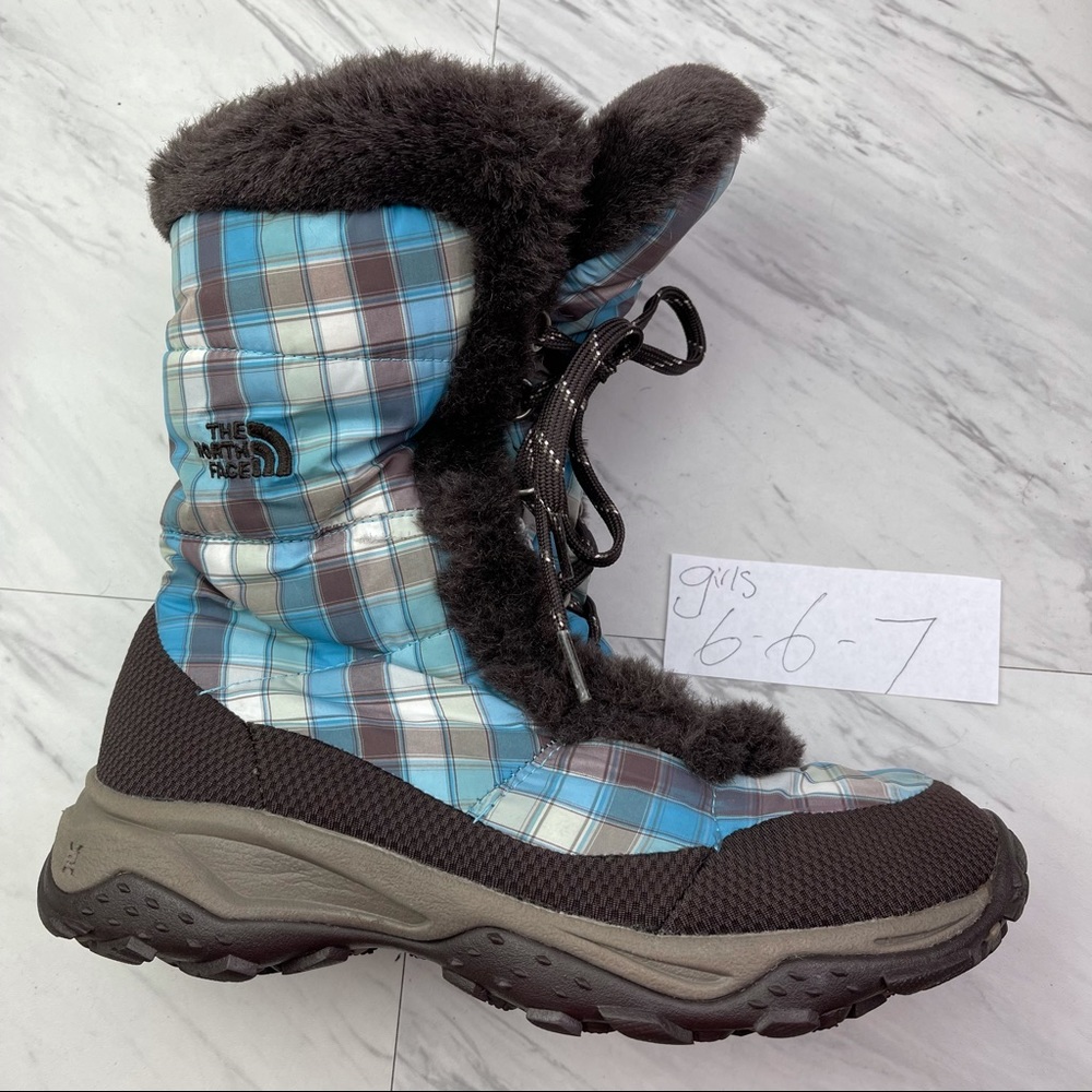 -The north face girls (size 6) quilted faux fur snow insulated hiking boots blue